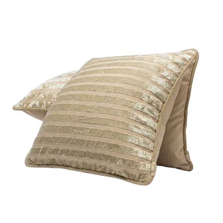 COJIN - TERCIOPELO RAYAS ENVEJECIDO CON VIVO CORDÓN BEIGE (60 X 60 CM) 3