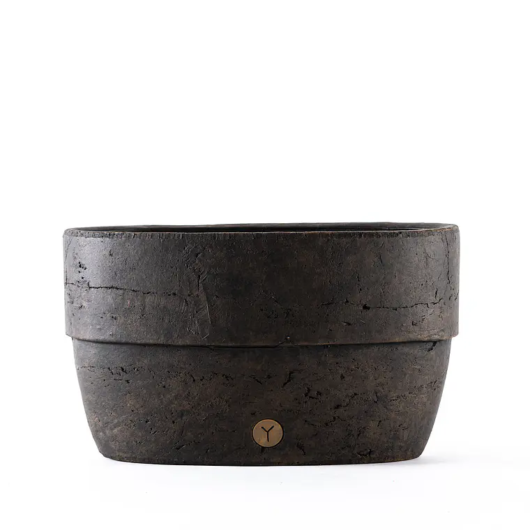  PORTA MACETA OVAL DE CERÁMICA NEGRA - DETALLE PARA DECORAR (40L x 22A x 23H CM) 2