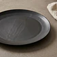 PLATO BASE IRREGULAR COLOR NEGRO (32D X 1.5H CM) - Miniatura 2