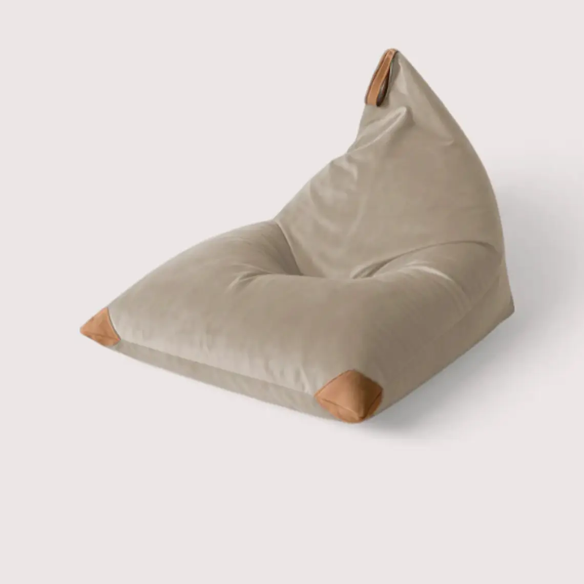 PUFF TRIANGULAR VELVET BEIGE 90×130 PUF 2