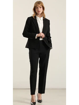 BLAZER BASICO ENTALLADO NEGRO/TALLA 42