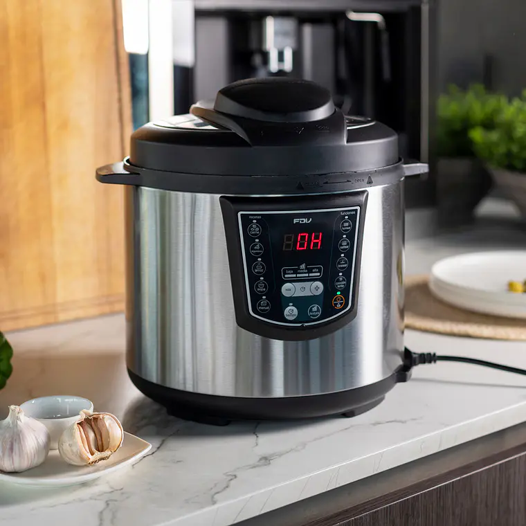 MULTICOOKER FDV COSMO (6 LTS) 1