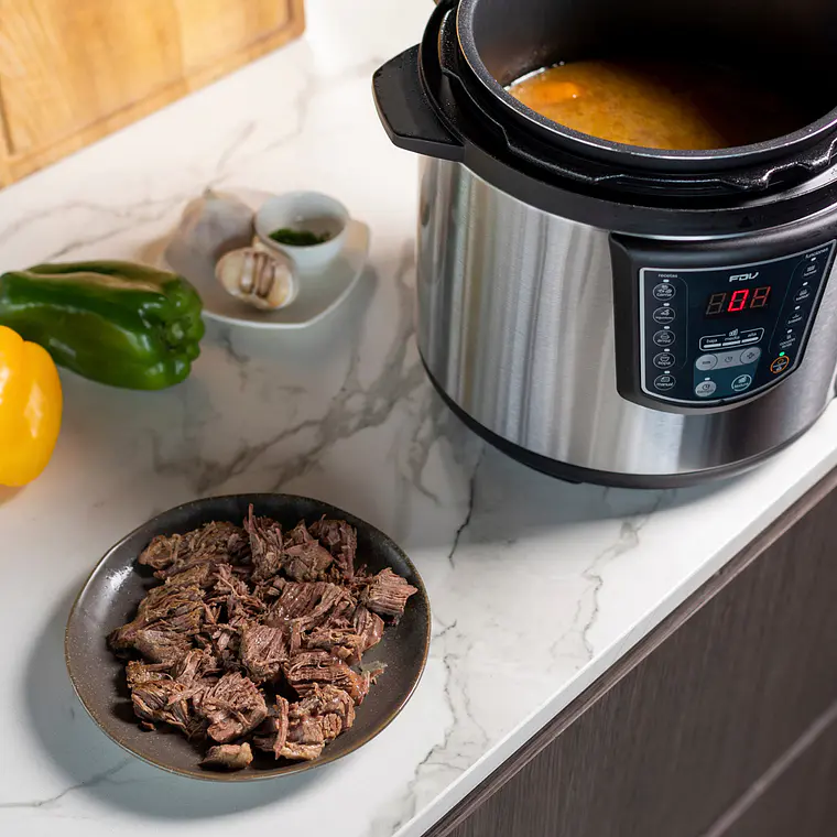 MULTICOOKER FDV COSMO (6 LTS) 18