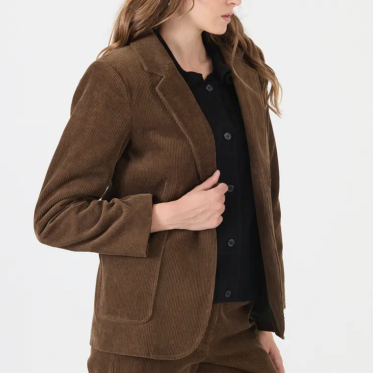 CHAQUETA CASUAL DE CUELLO SASTRE DE COTELE VERDE MUSGO (TALLA M y L)  4