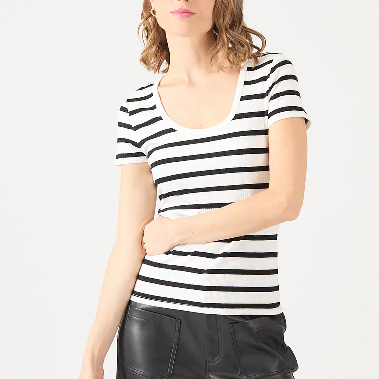 POLERA CASUAL MANGA CORTA NEGRO (TALLA S a XL) 1