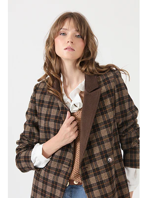ABRIGO CUELLO SASTRE CON LANA CUADRILLE CAFÉ (TALLA M y L)