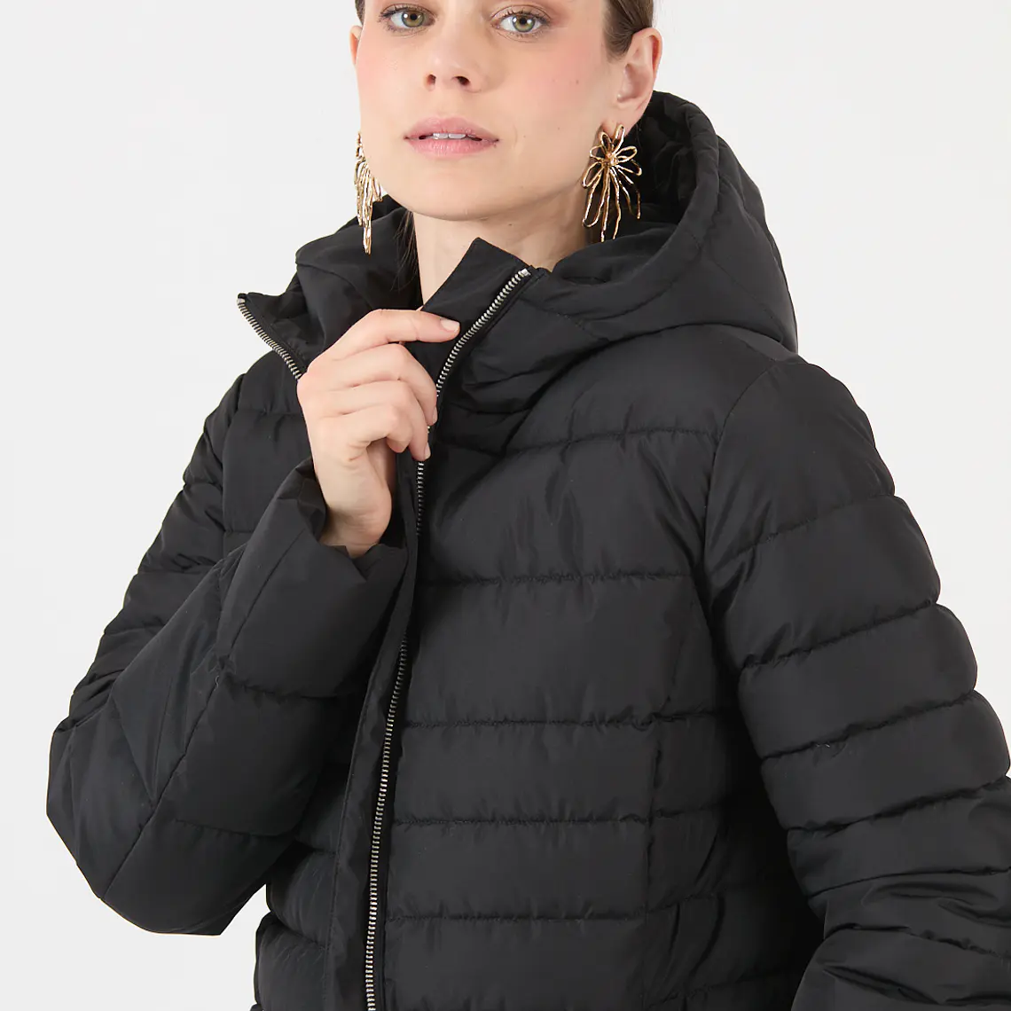 PARKA CUELLO CON GORRO COLOR NEGRO (TALLA S a L) 3