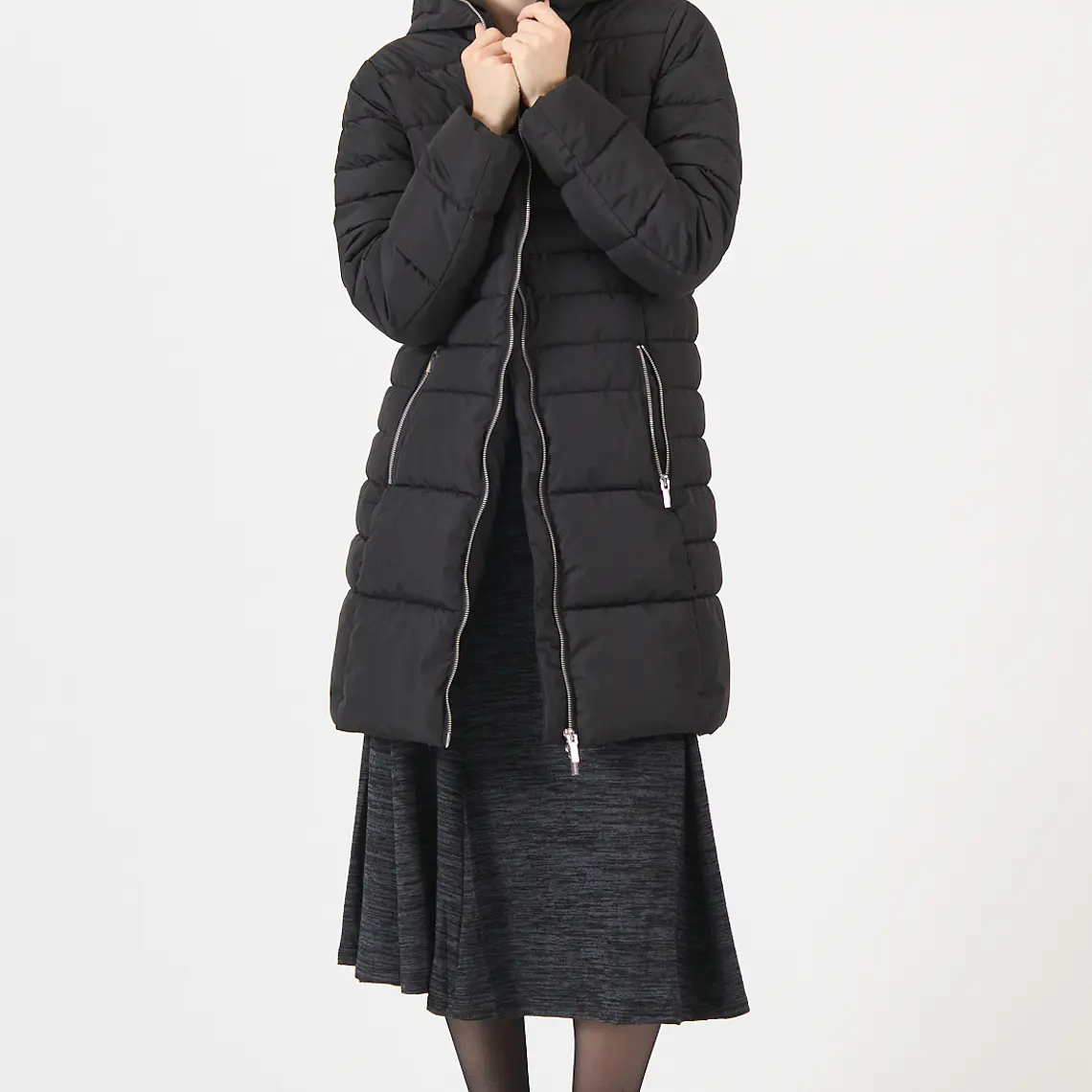 PARKA CUELLO CON GORRO COLOR NEGRO (TALLA S a L) 1