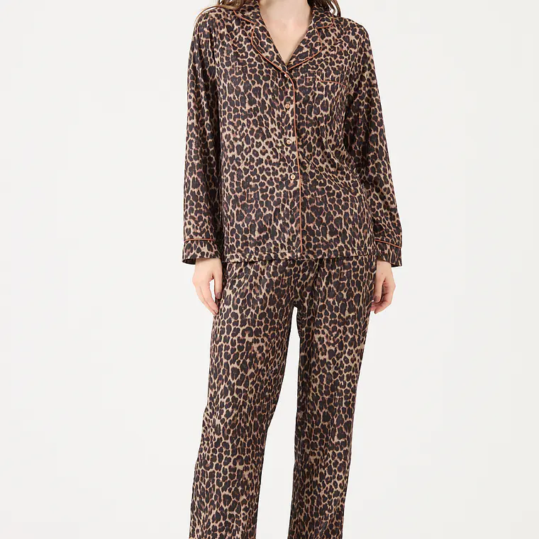 PIJAMA ESTAMPADO CAFÉ (TALLA L) 1