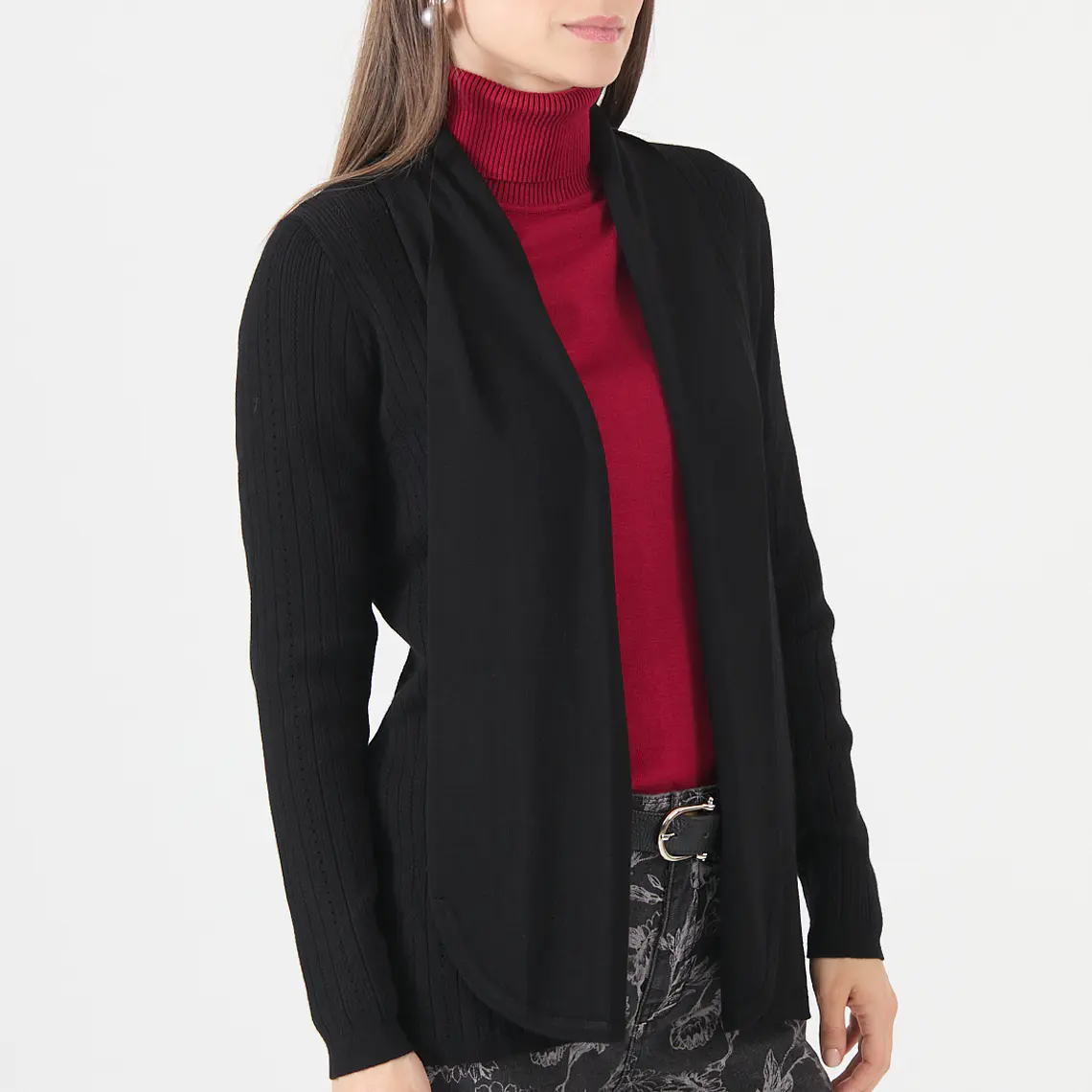 TEJIDO NEGRO  CUELLO REGULAR (TALLAS M y L) 5