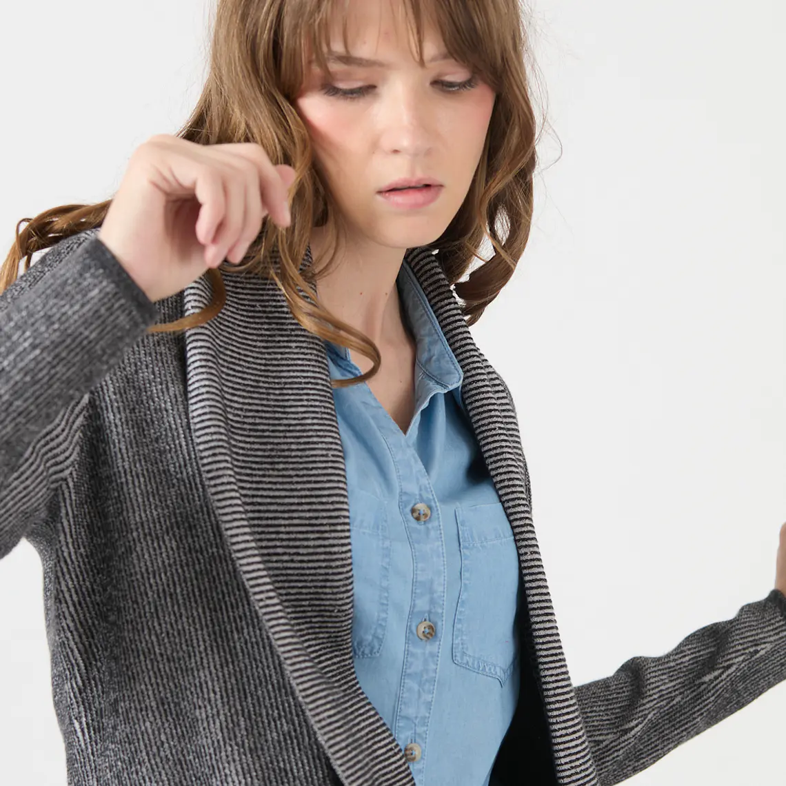 TEJIDO GRIS CUELLO REGULAR  (TALLA S a XL) 3