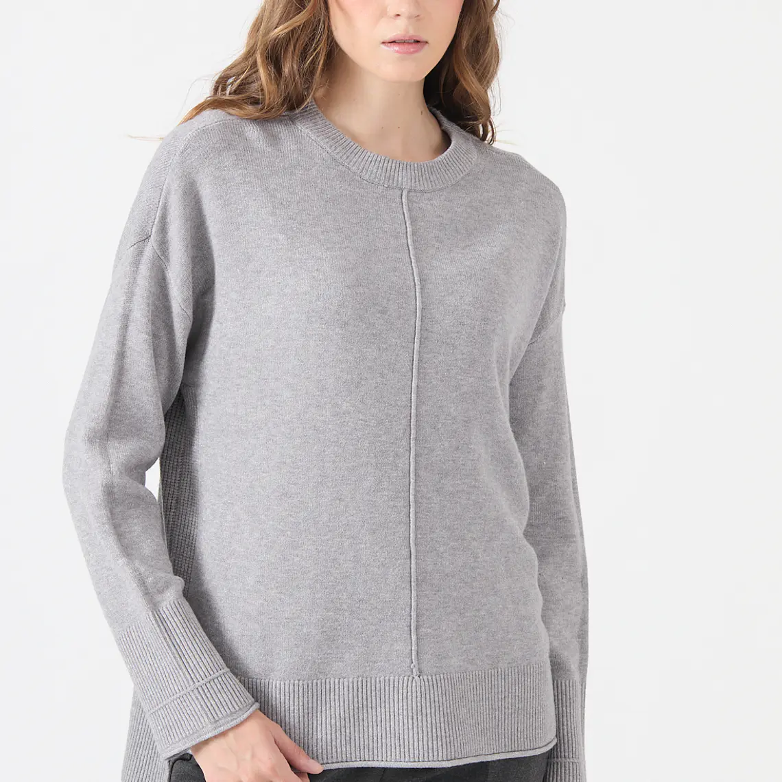 TEJIDO GRIS CUELLO REDONDO (TALLAS M a XL) 1