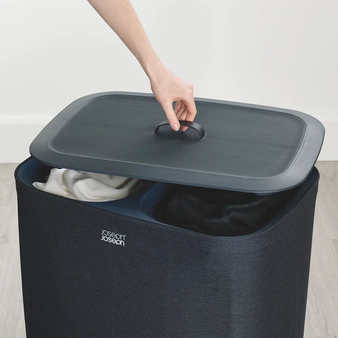 CESTO ROPA TOTA NEGRO (90 L)  2