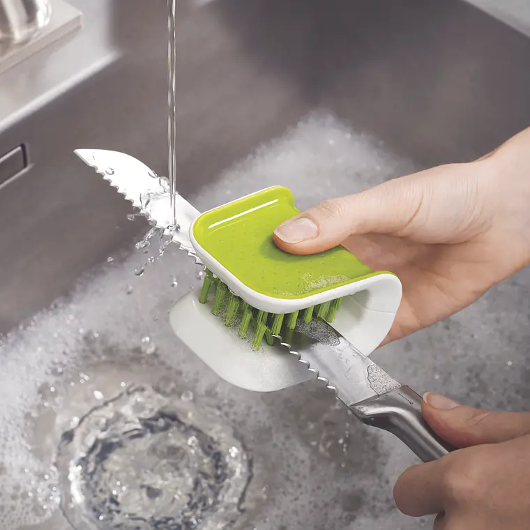 ESCOBILLA PARA CUBIERTOS BLADE BRUSH VERDE  2