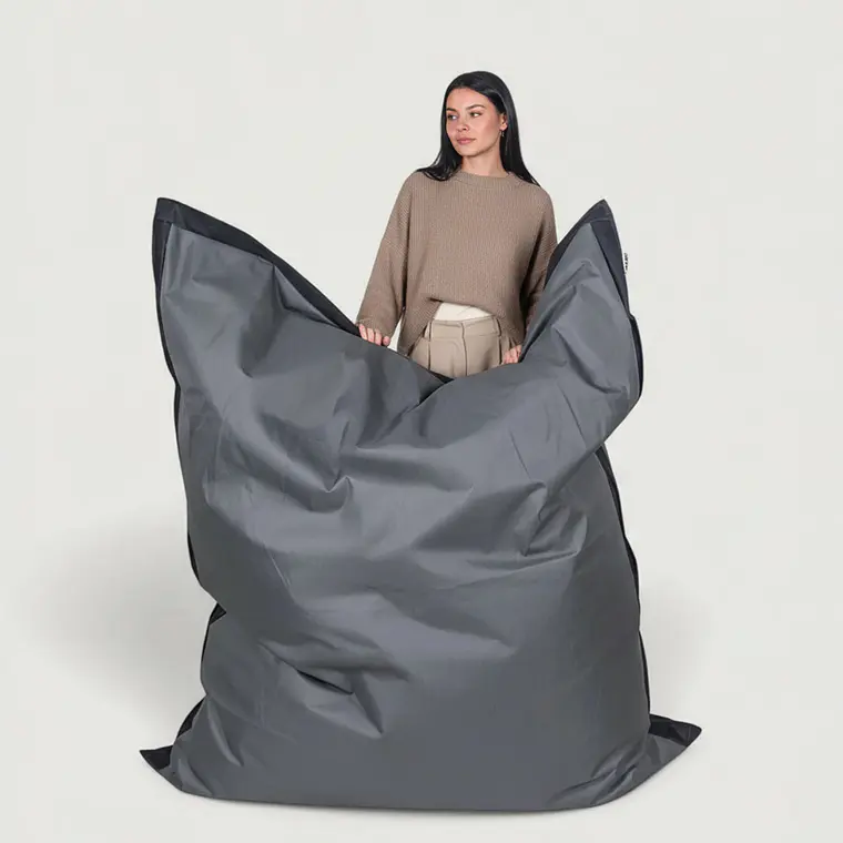 PUFF RECTANGULAR EXTERIOR IMPERMEABLE - GRIS OSCURO / NEGRO (TALLA L) 1