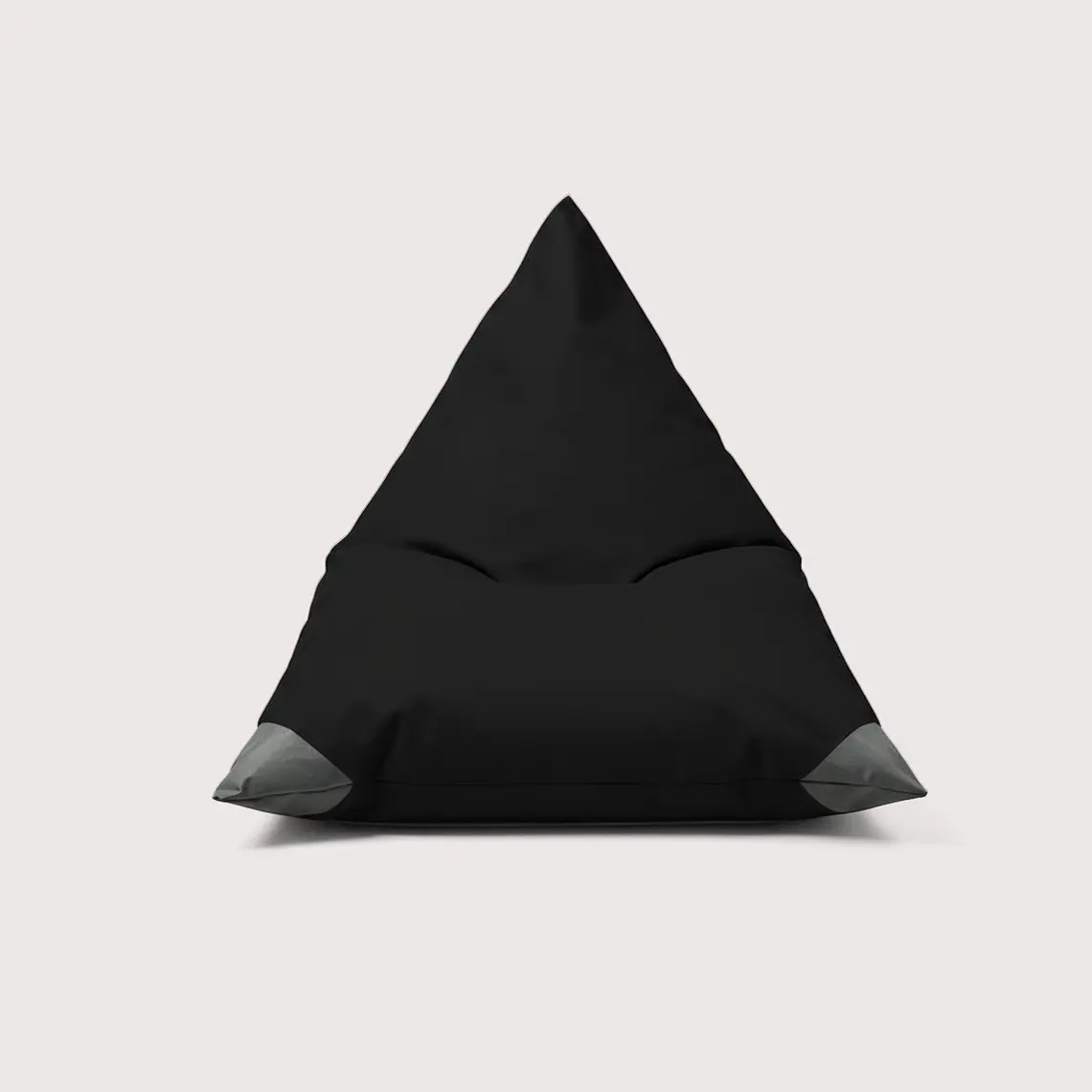 PUFF TRIANGULAR TERRAZA Y EXTERIOR - NEGRO / GRIS OSCURO  1