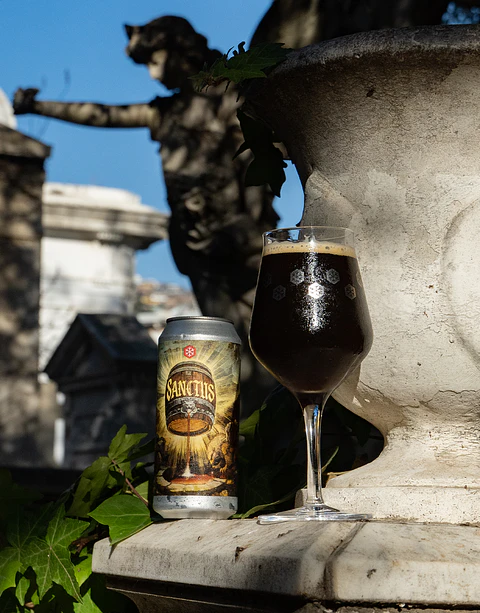 Sanctus 10% ABV Pack