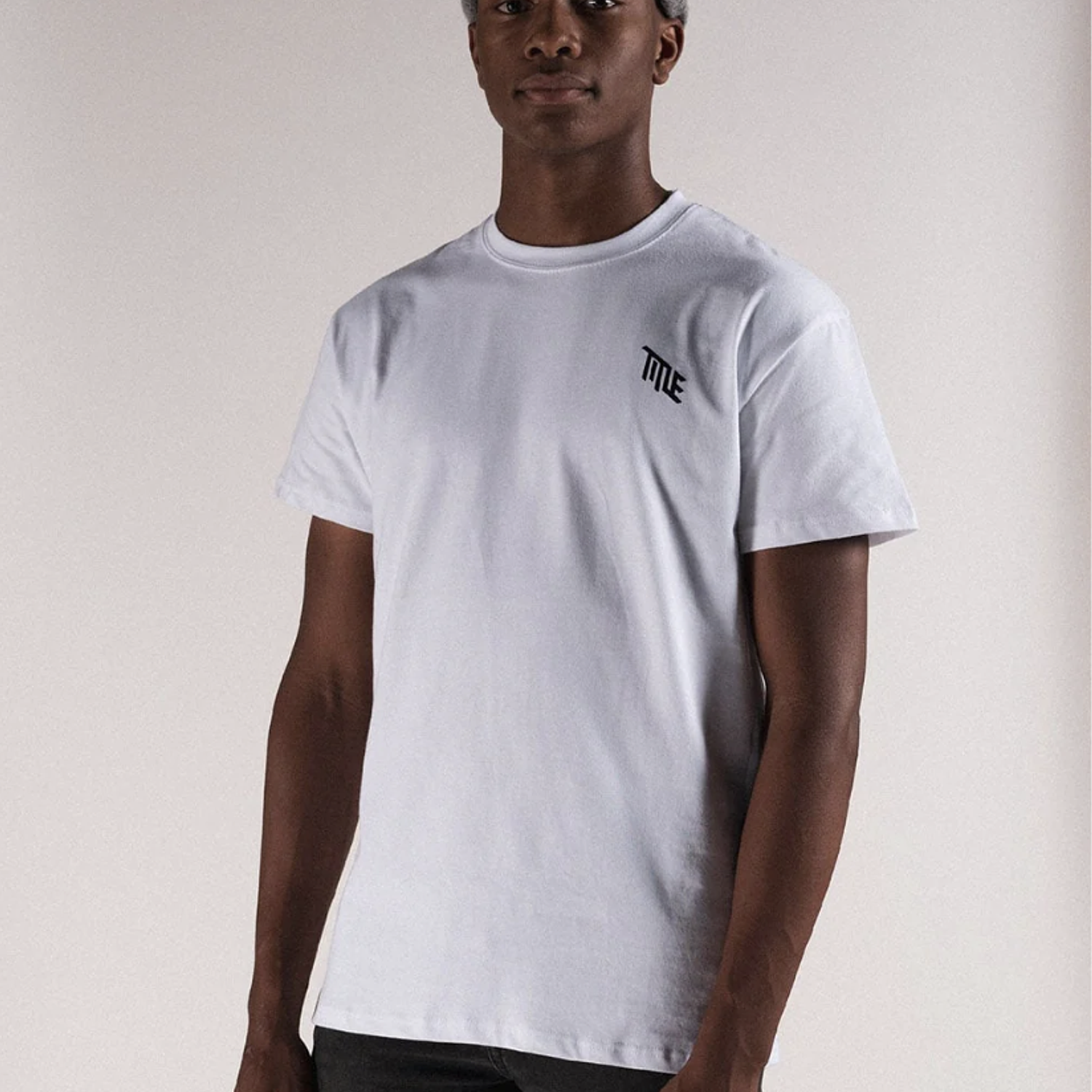 POLERA TITLE - Blanca XL 3