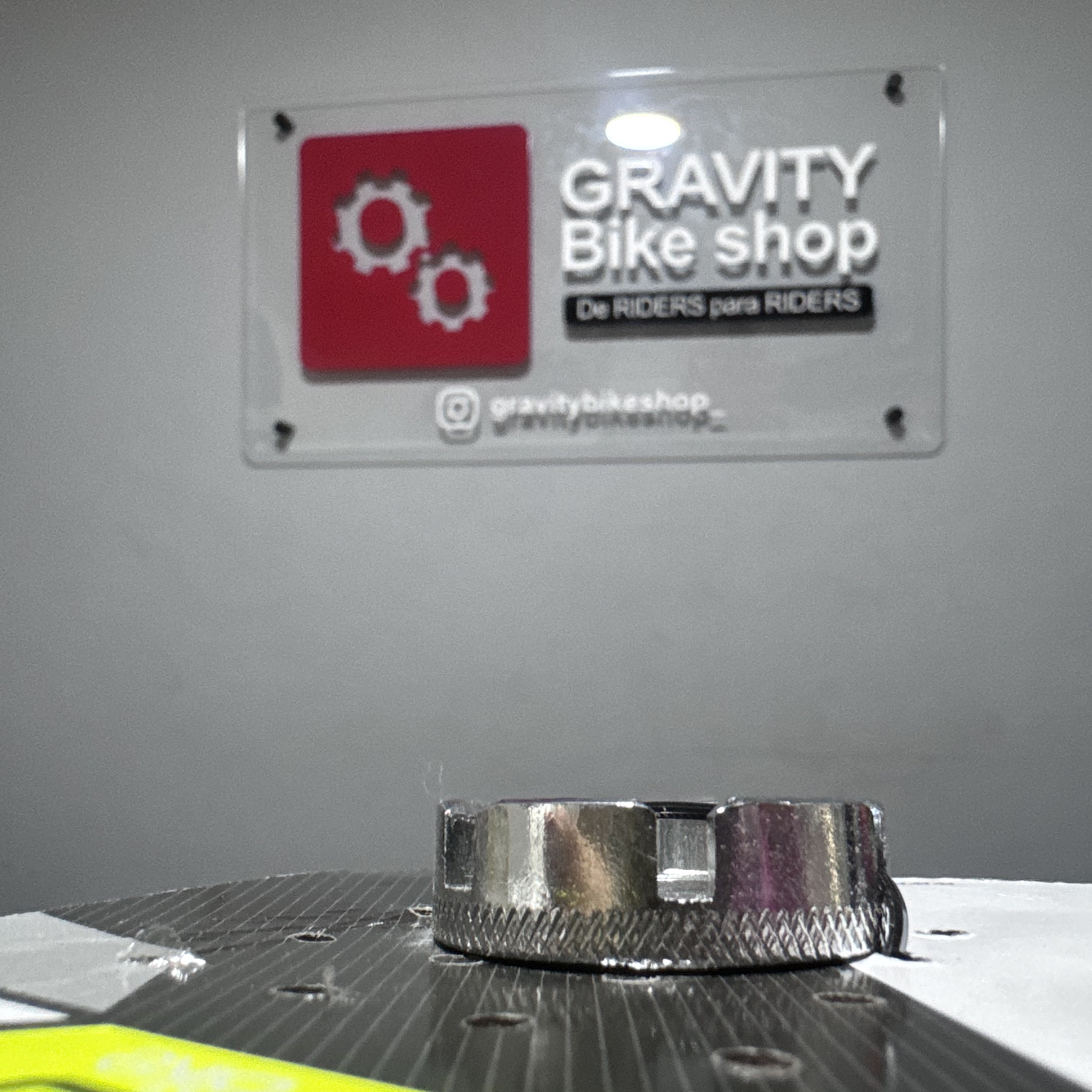 LLAVE OZONO TIRA RAYOS - Cromada 3