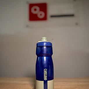 BOTELLA CAMELBAK PODIUM - 710 ml Azul Mar