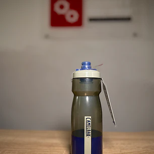 BOTELLA CAMELBAK PODIUM - 710 ml Verde