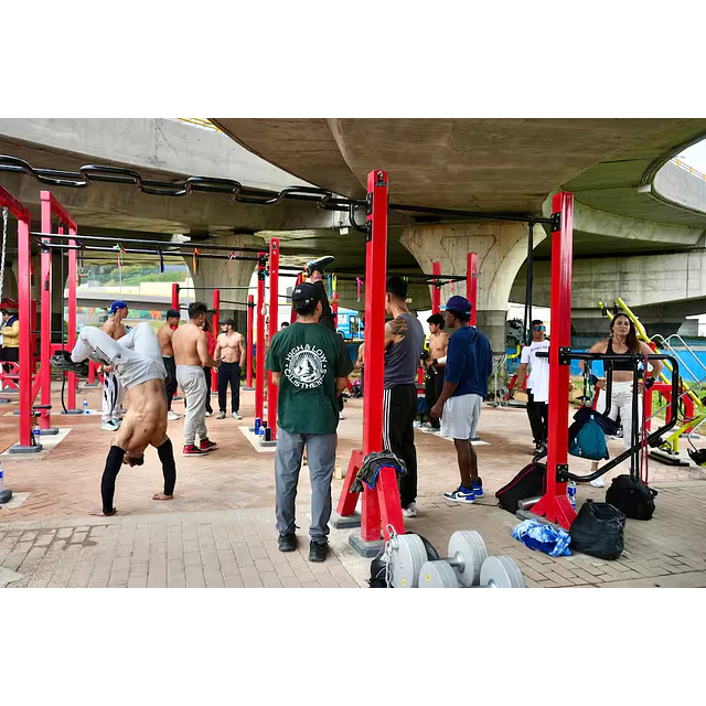 Gimnasio Puente 127 con Av. Boyacá