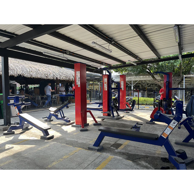 Gimnasio Ensambladora AKT Motos
