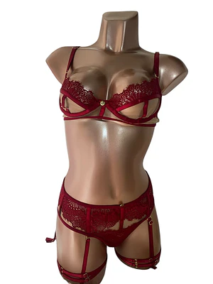 Conjunto Lencería- Liguero Scarlett