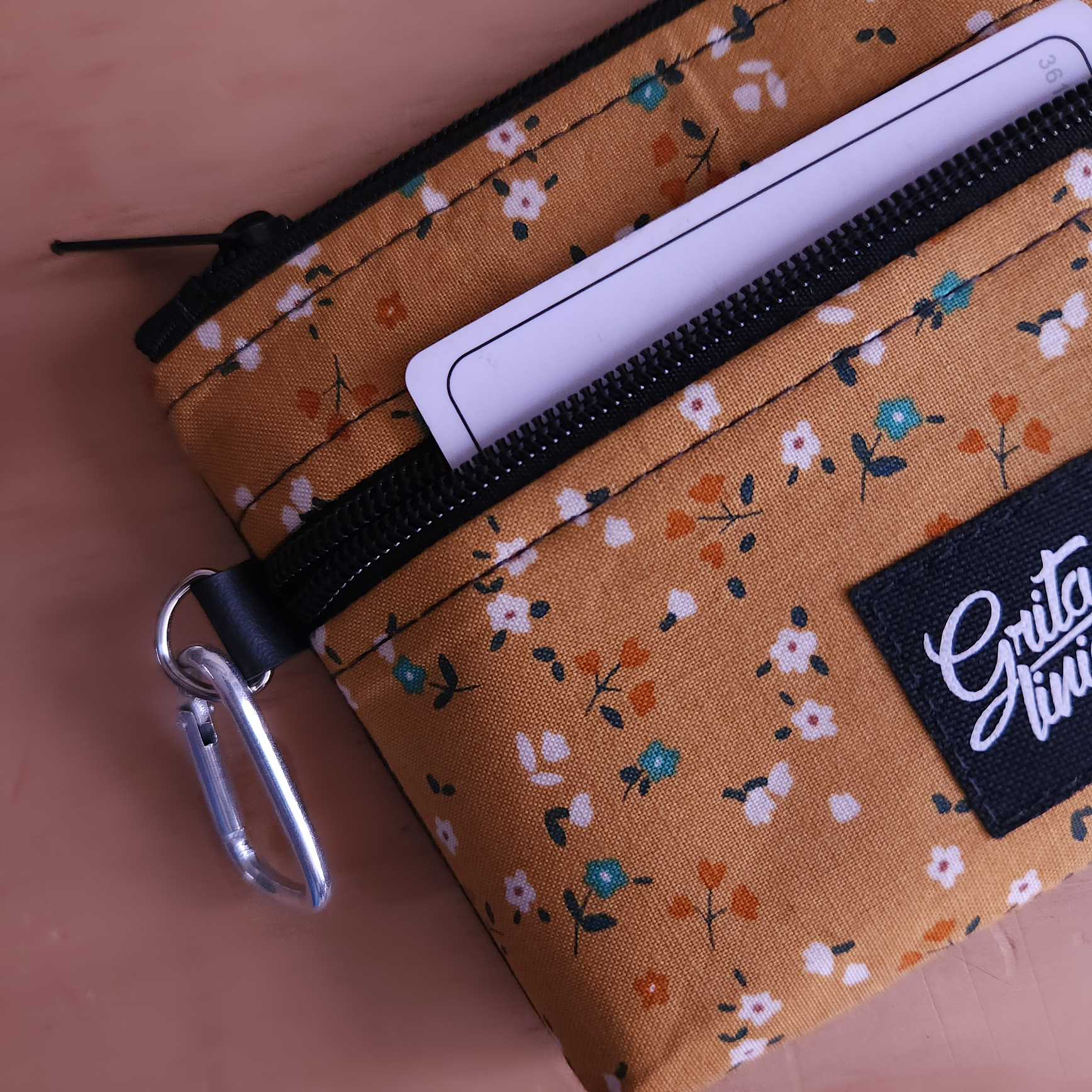 Monedero Flores amarillo 2