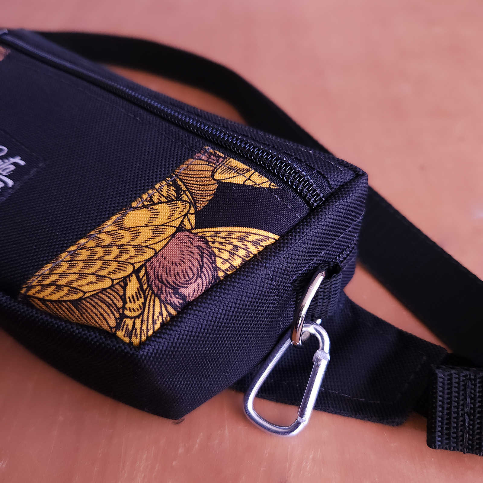 Banano Luna Polillas