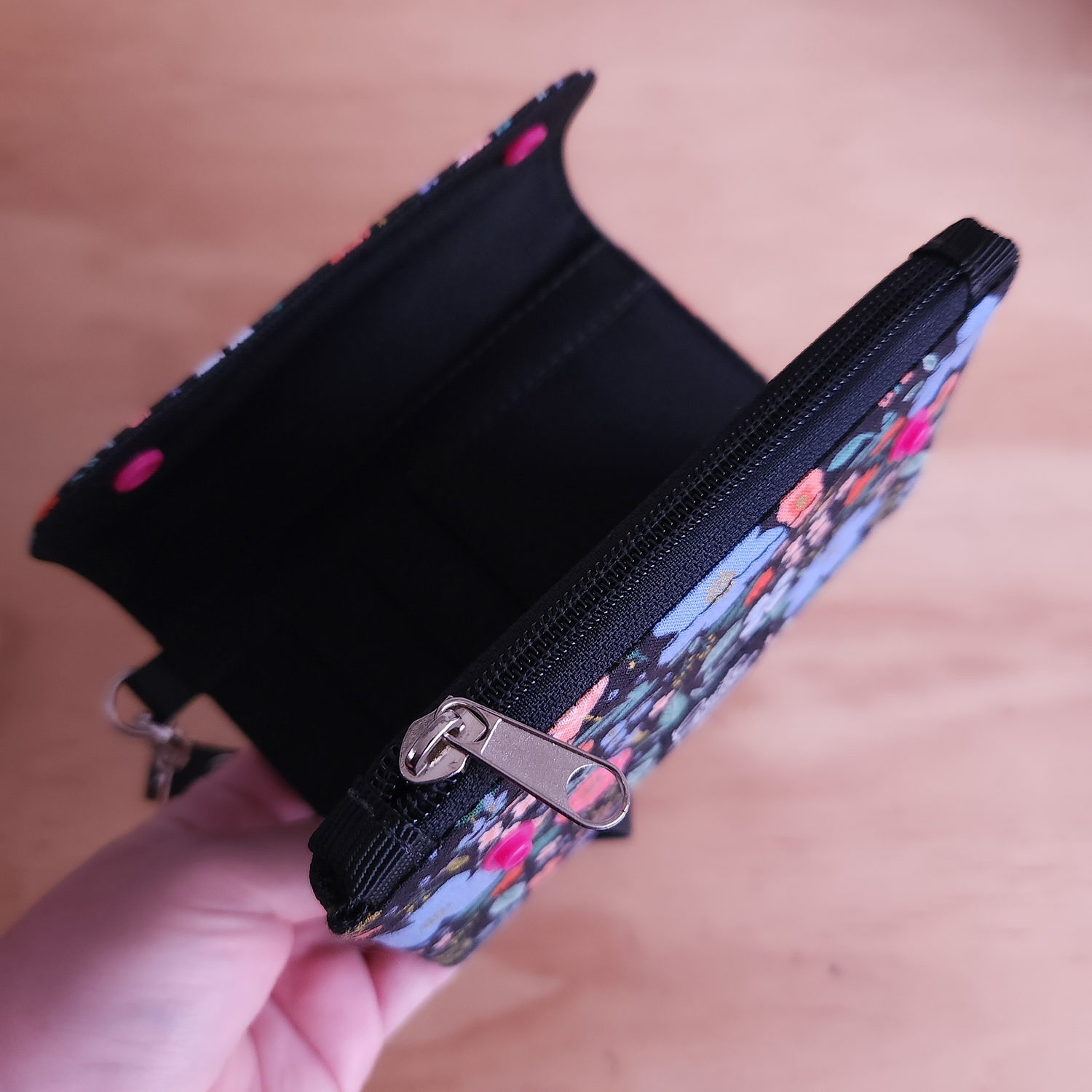 Billetera M Flores gold 3