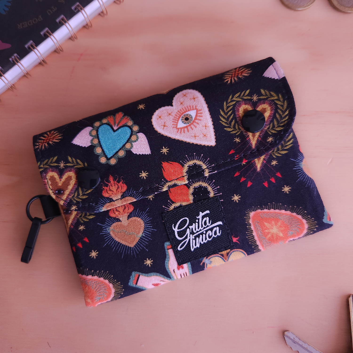 Mini Billetera Corazones Frida 1