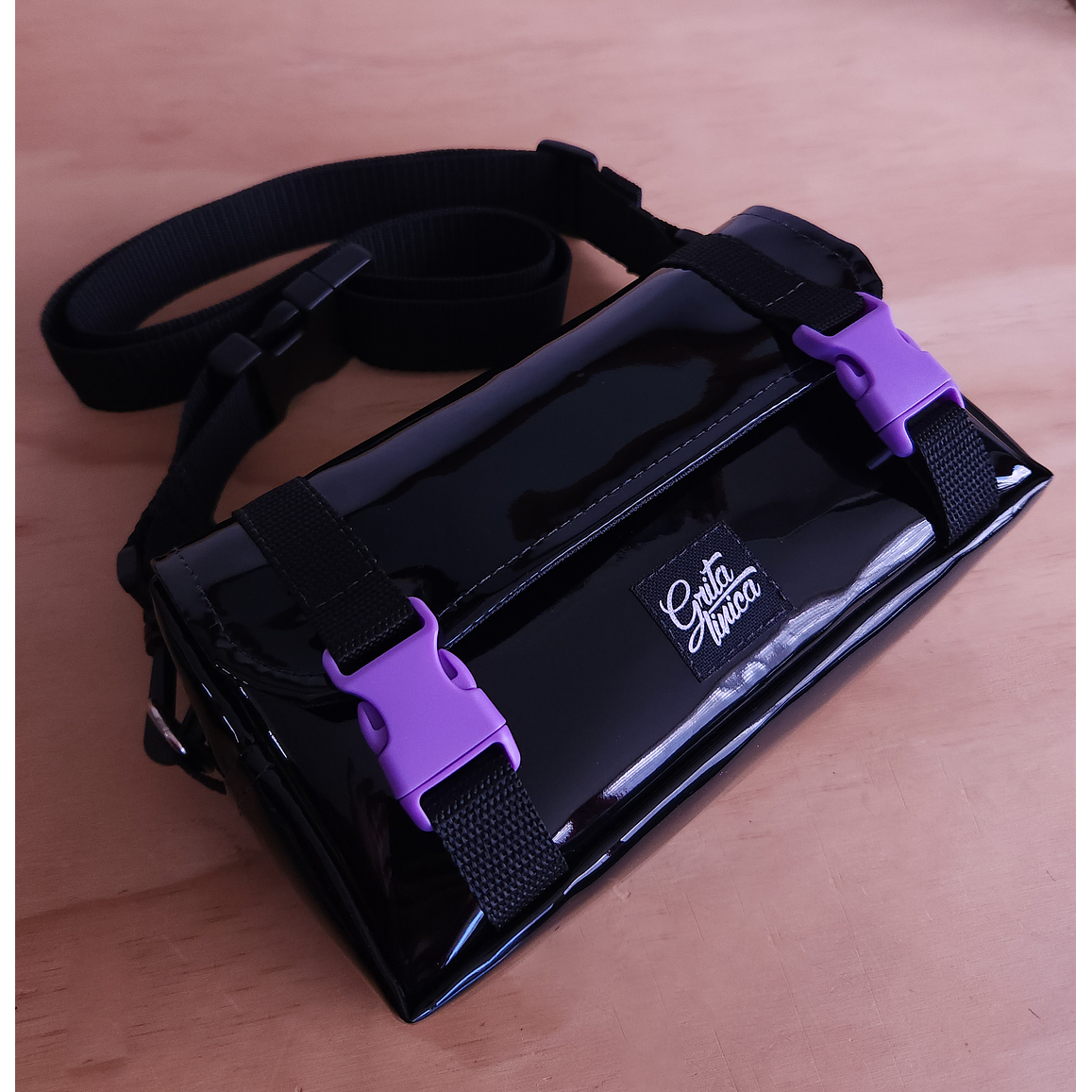 Bolso/Banano Charol morado 1