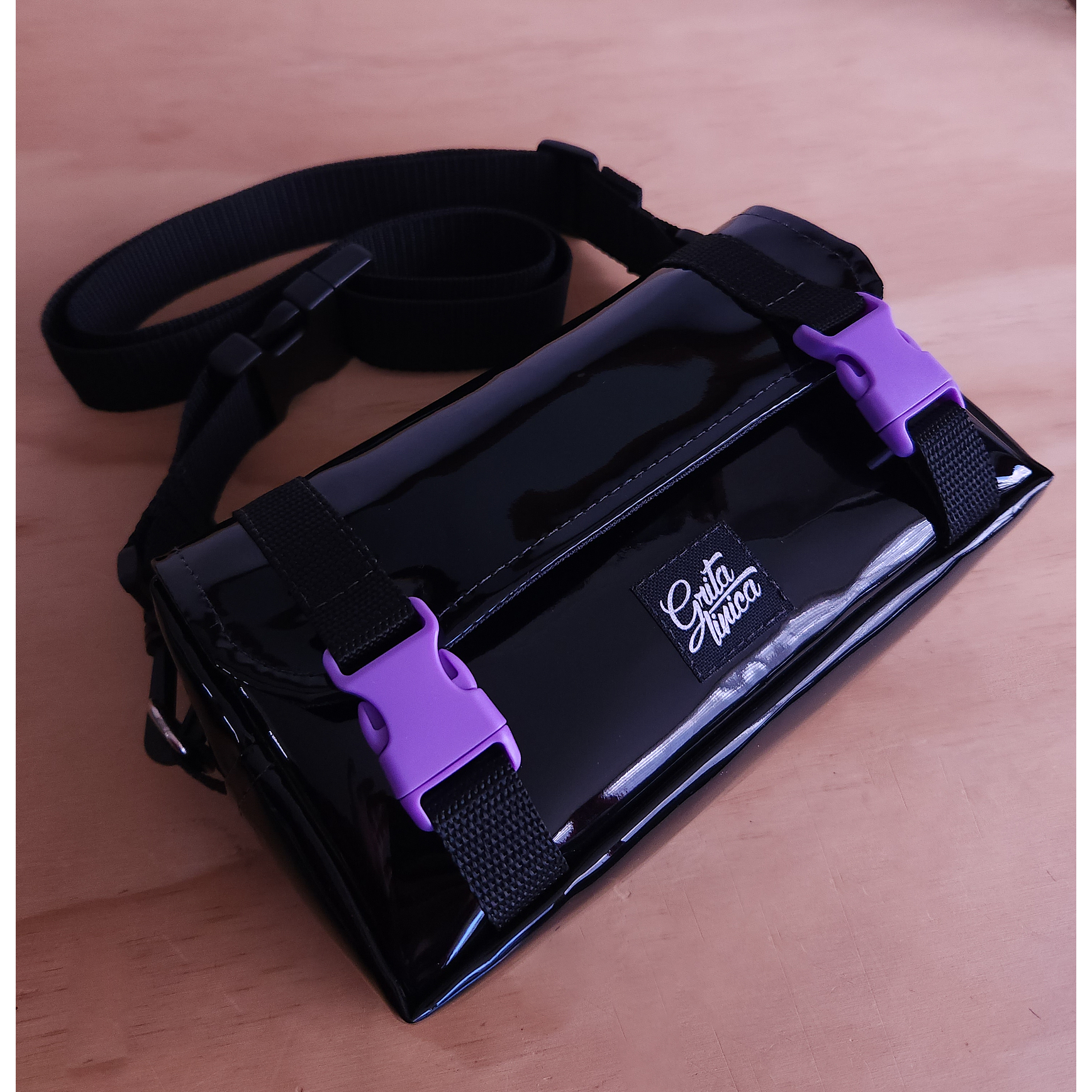 Bolso/Banano Charol morado 1