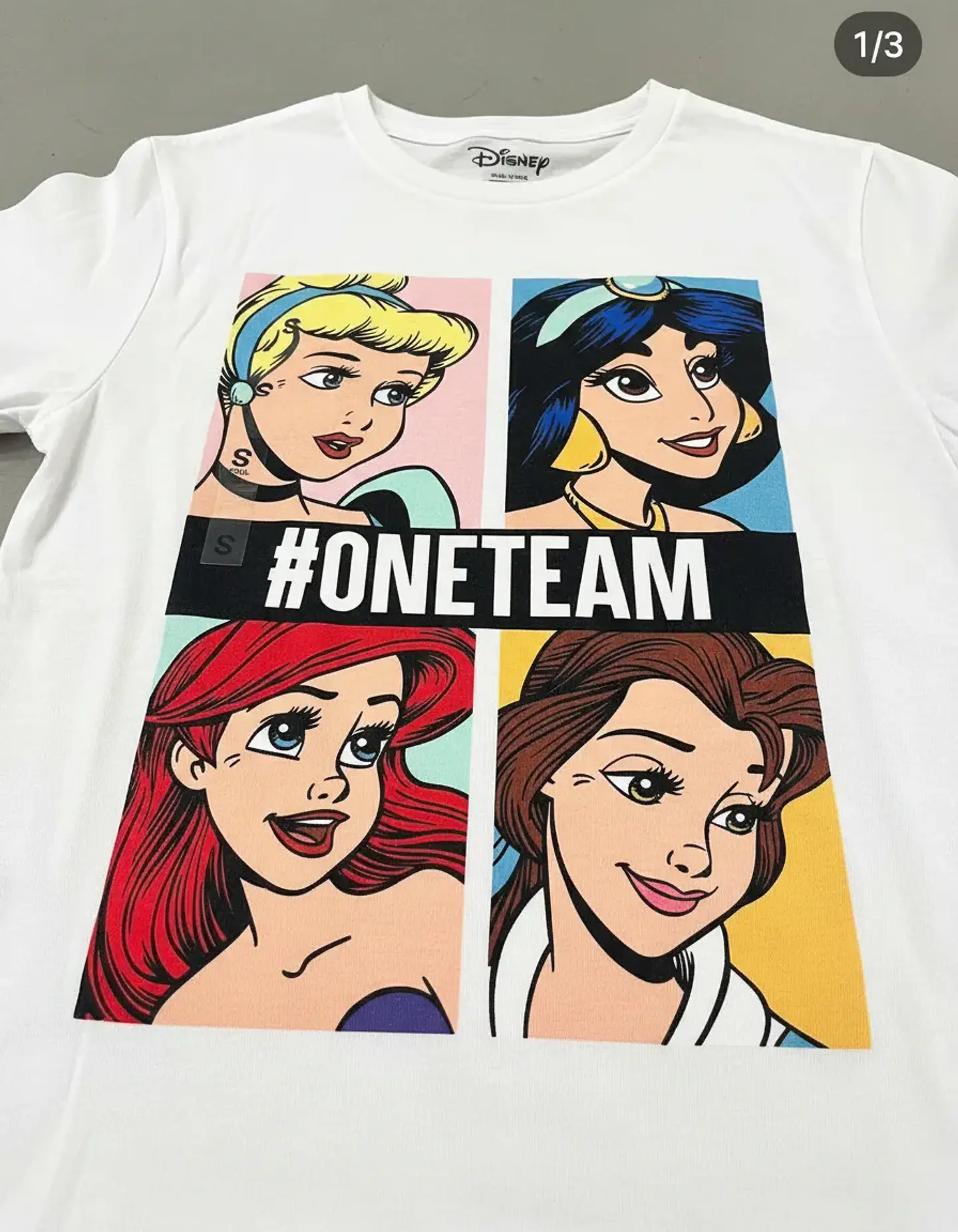 Polera Princesas Mujer  1