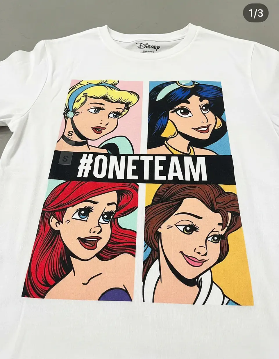 Polera Princesas Mujer  1