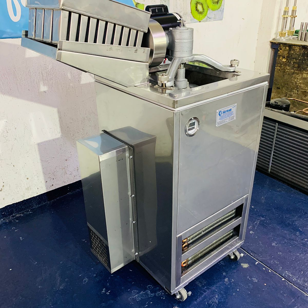 NEVERA 3N1 REFORZADA PARA 14 LITROS 3