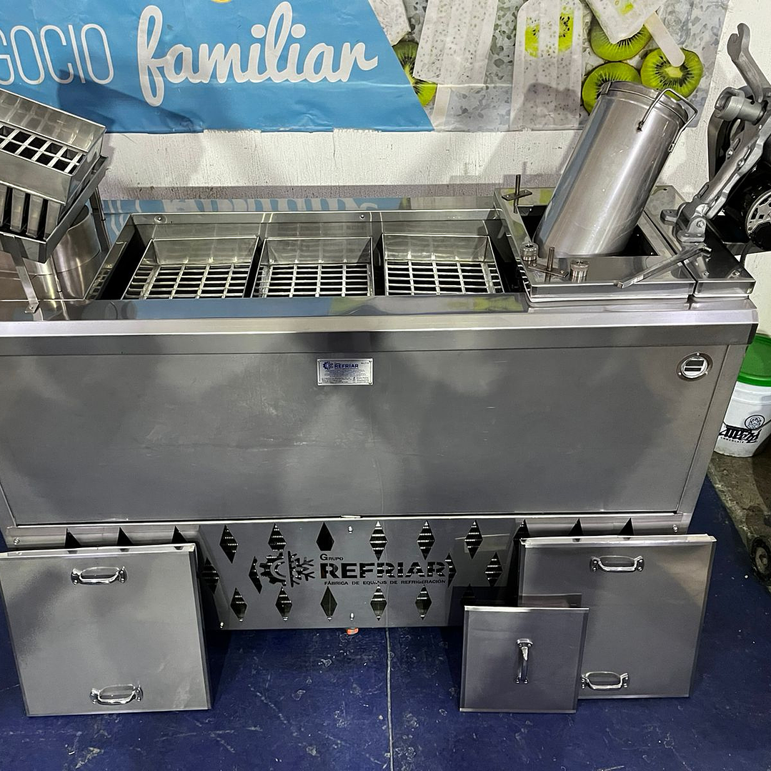 TANQUE TRES MOLDES MAS GARRAFA 1