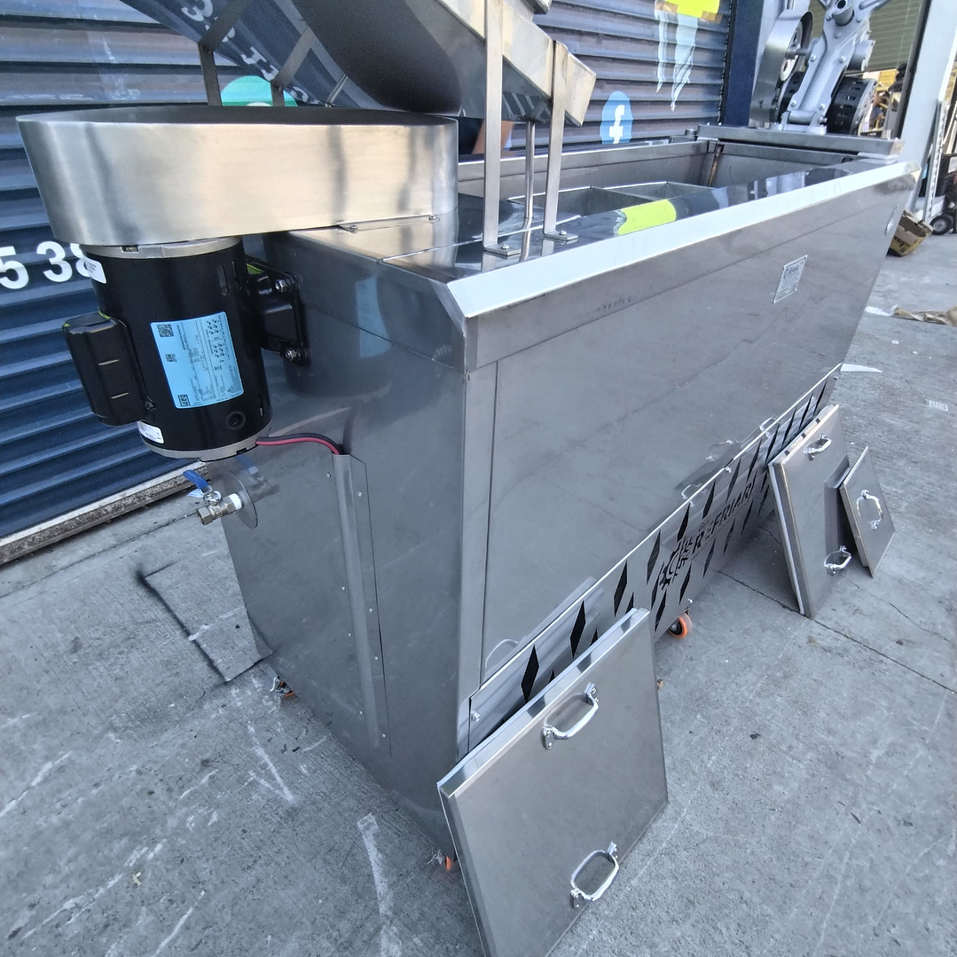 TANQUE TRES MOLDES MAS GARRAFA 2