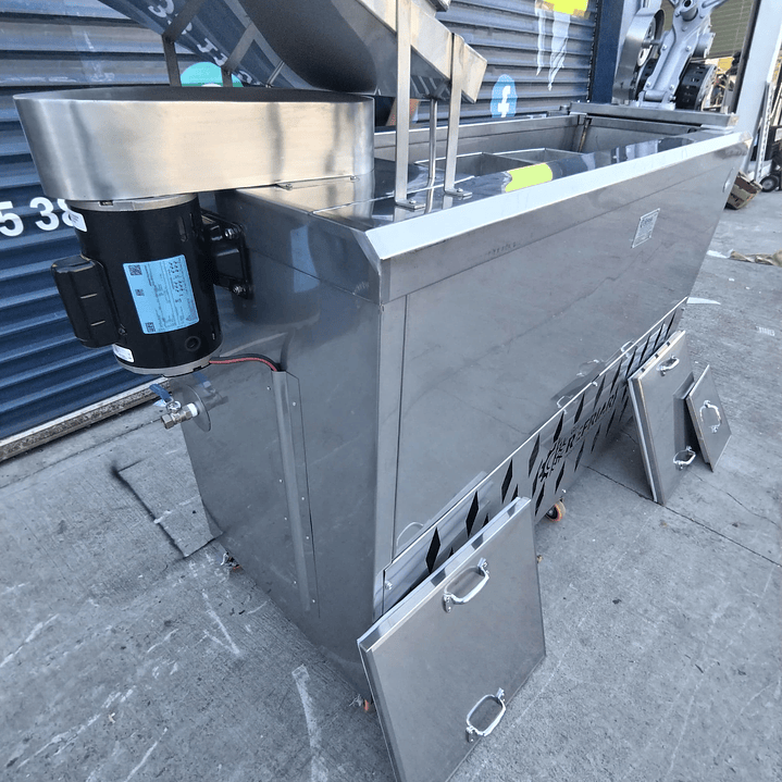 TANQUE TRES MOLDES MAS GARRAFA 2