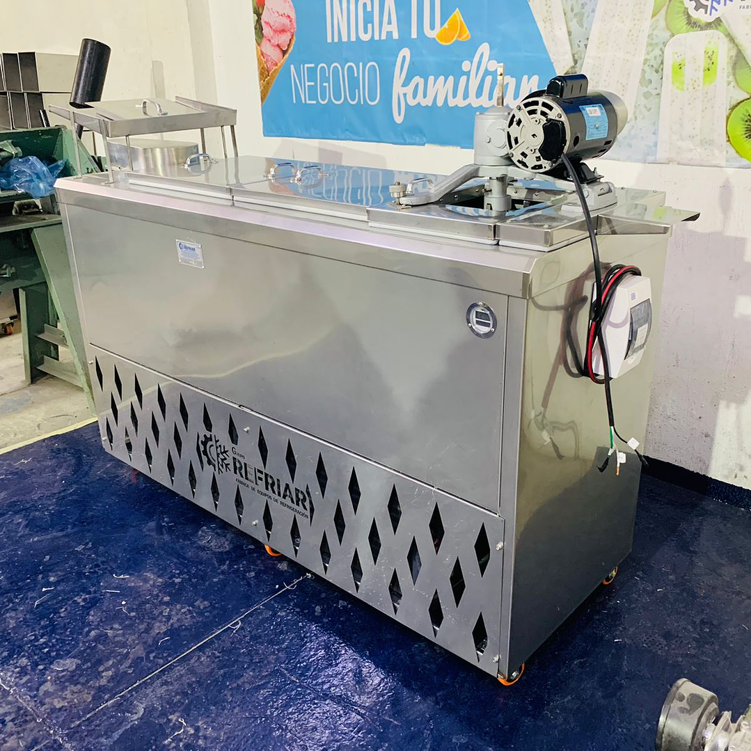 TANQUE CUATRO MOLDES MAS GARRAFA 3