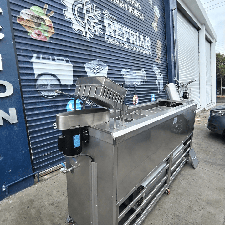 TANQUE CINCO MOLDES MAS GARRAFA 2