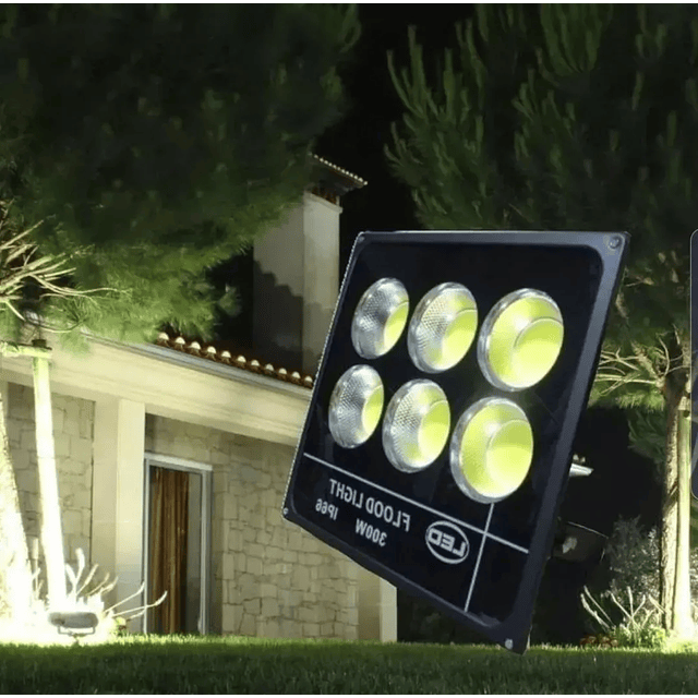 Foco LED Proyector 300W IP66 Flood Light Profesional 220V