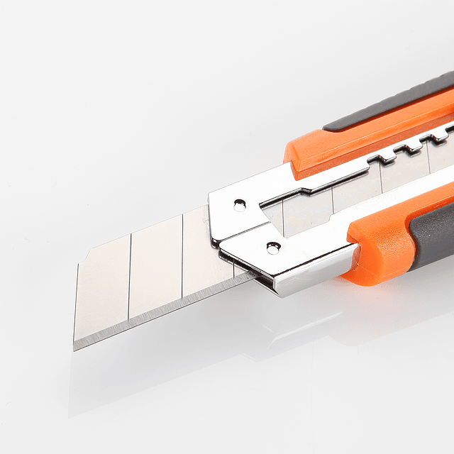 Kit 2 Cutter Cuchillo Cartonero Profesional Fragmentable De 18mm. + 2mm.Con Guía Metálica