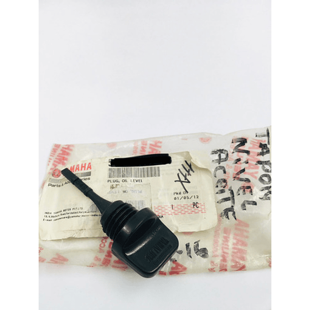 tapon medidor aceite fz original 3