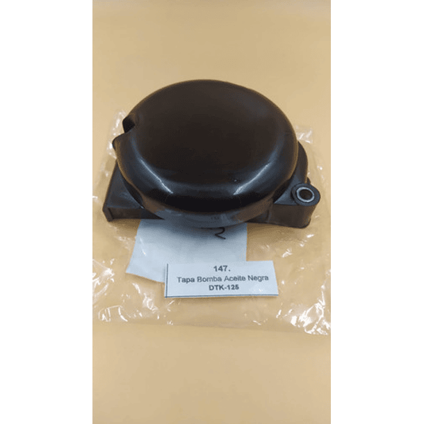 tapa bomba de aceite dt125 negra luferbo 1