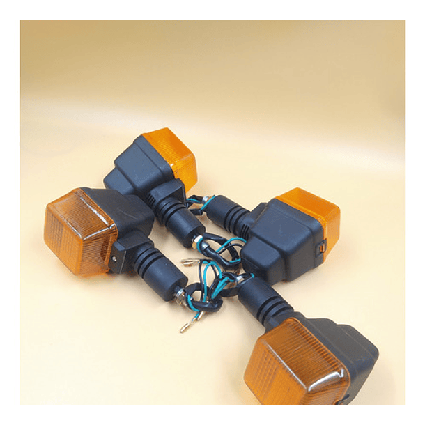 Juego X4 // Direccional  Ts125 //  Suzuki Ts 125  1