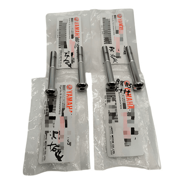 Tornillos ( X4 ) De Sillín Rx-115 (( Original )) Y A M A H A 1