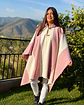 Poncho con Gorro - Diseño Campo - Color Palo Rosa con Crudo. - Miniatura 2
