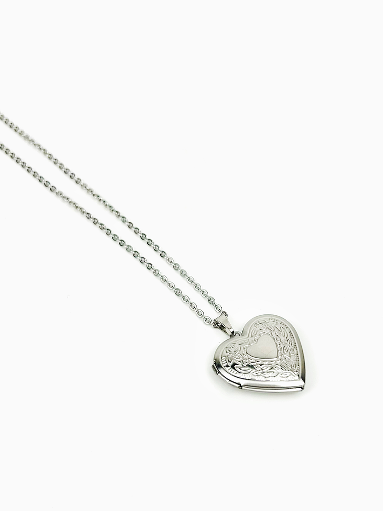 Colar Relicário Trabalhado c/ Fotografia 6